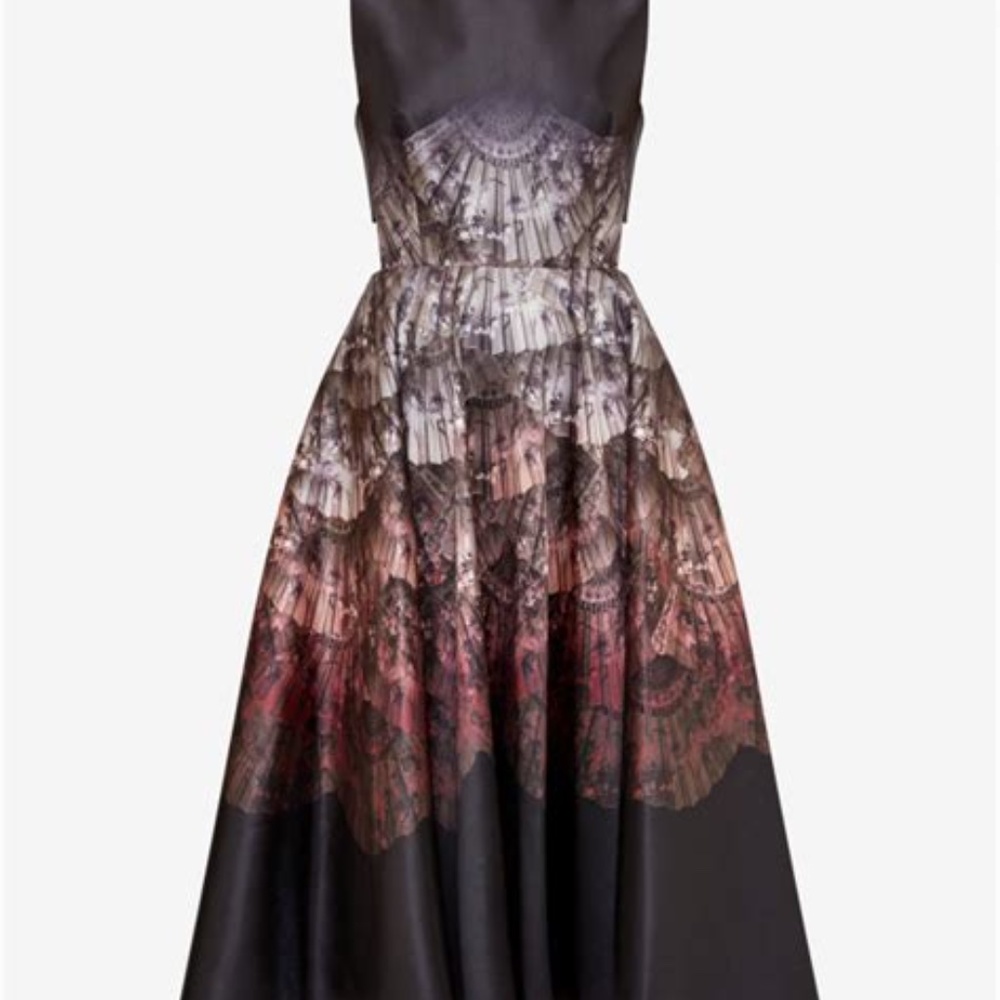 BNWT Ted Baker Ombre Fan Dress Cutout Fit and Flare Dress Size 2